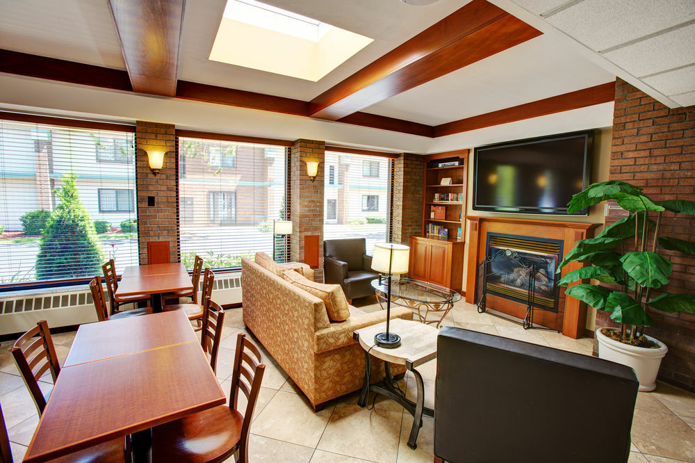 Country Inn & Suites By Radisson, Traverse City, Mi Exterior foto